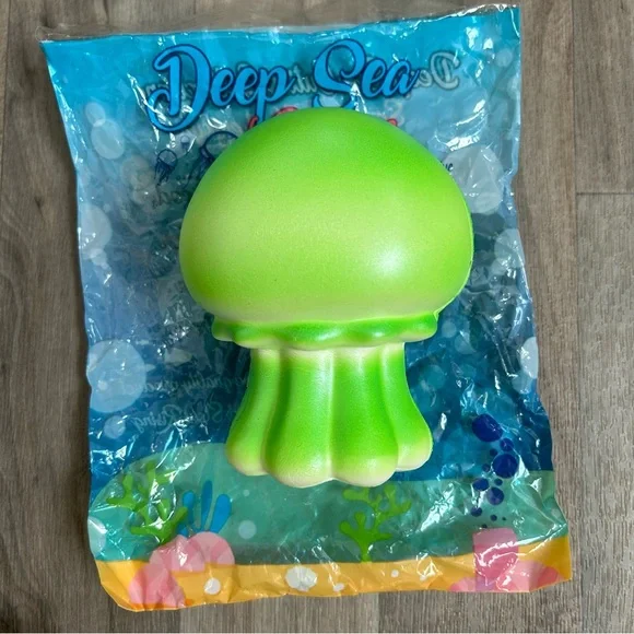 Cute Creative Squishies Deep Sea Cuties Squid And UFO Sheep Lot Bundle - Picture 6 of 11